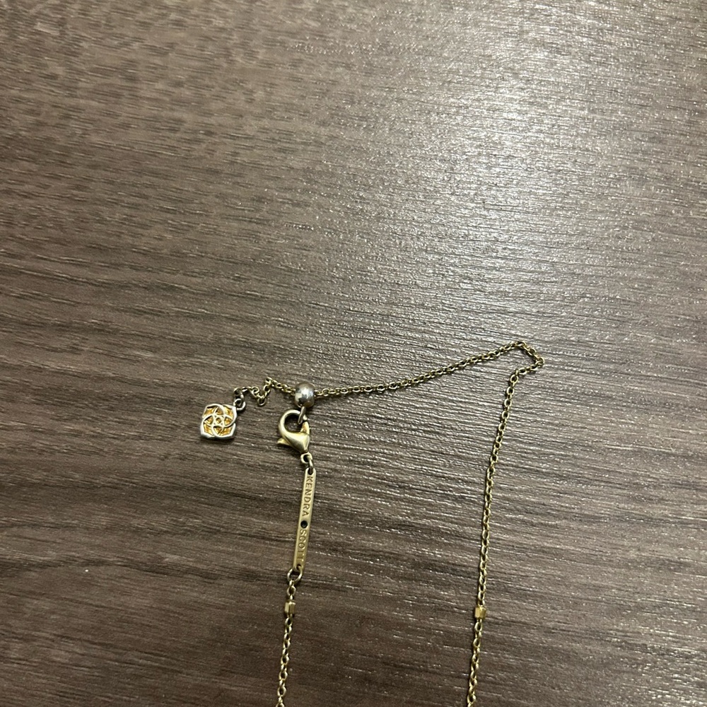 Kendra Scott Letter K Pendant Necklace in Gold + Dust Bag - Picture 3 of 4